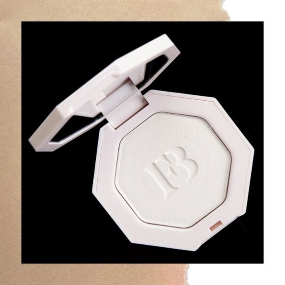 FENTY Beauty Metal Moon Highlighter (white with silver sparkle) - Picture 7 of 9